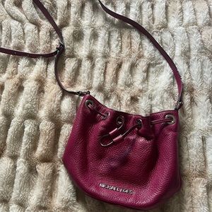 MK UNIQUE MAGENTA SATCHEL